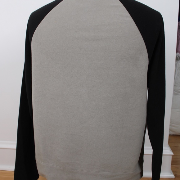 Men's Black and Gray Jacket - Picture 5 of 10